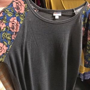 🙊 2/$20 Lularoe Julia 3xl